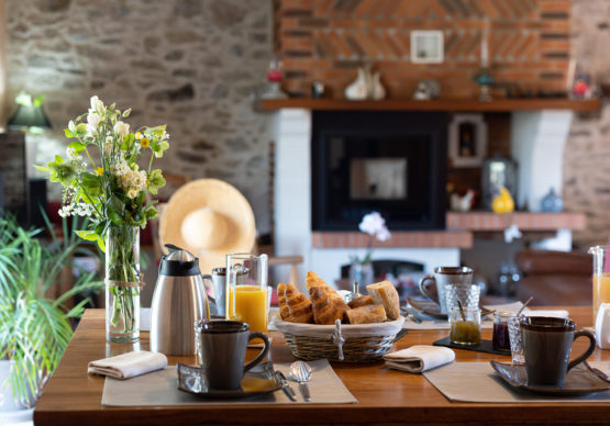 Le petit dejeuner le clos du piheux